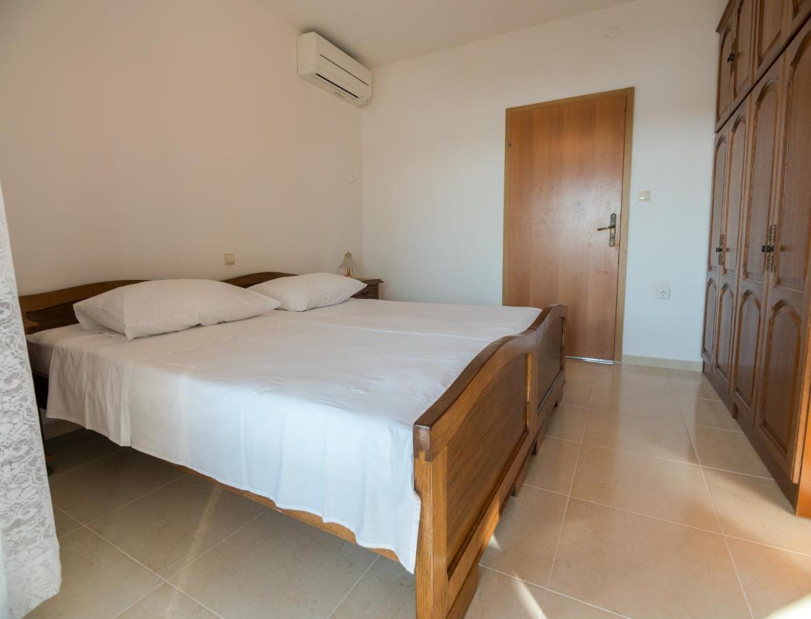 Apartments Anita 1 Barbat na Rabu Екстериор снимка