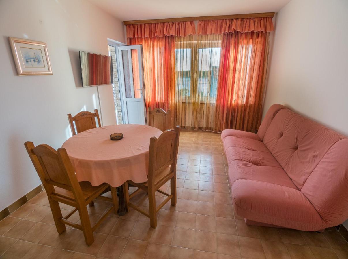 Apartments Anita 1 Barbat na Rabu Екстериор снимка
