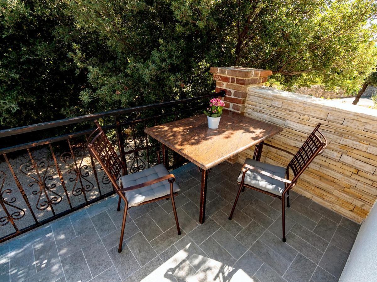 Apartments Anita 1 Barbat na Rabu Екстериор снимка
