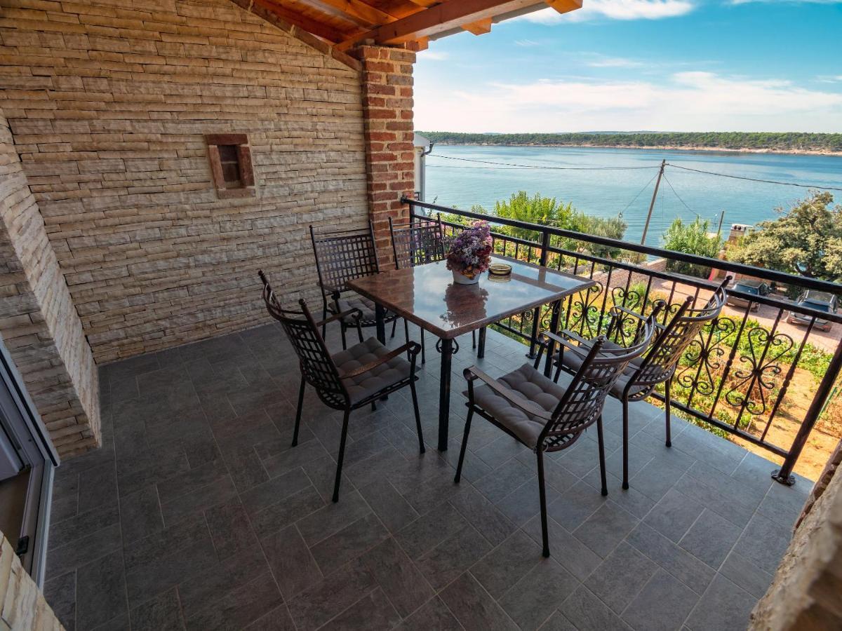 Apartments Anita 1 Barbat na Rabu Екстериор снимка