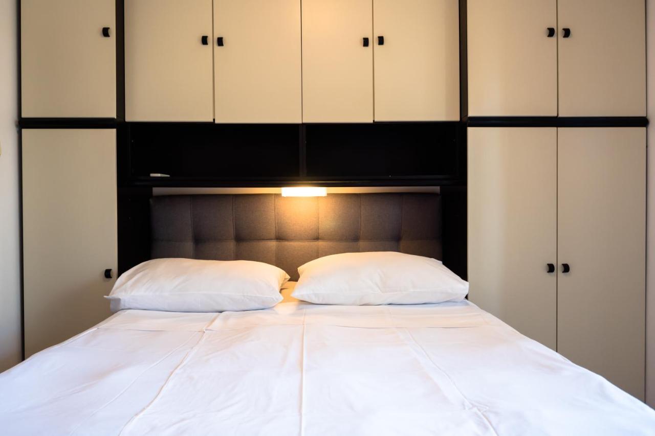 Apartments Anita 1 Barbat na Rabu Екстериор снимка