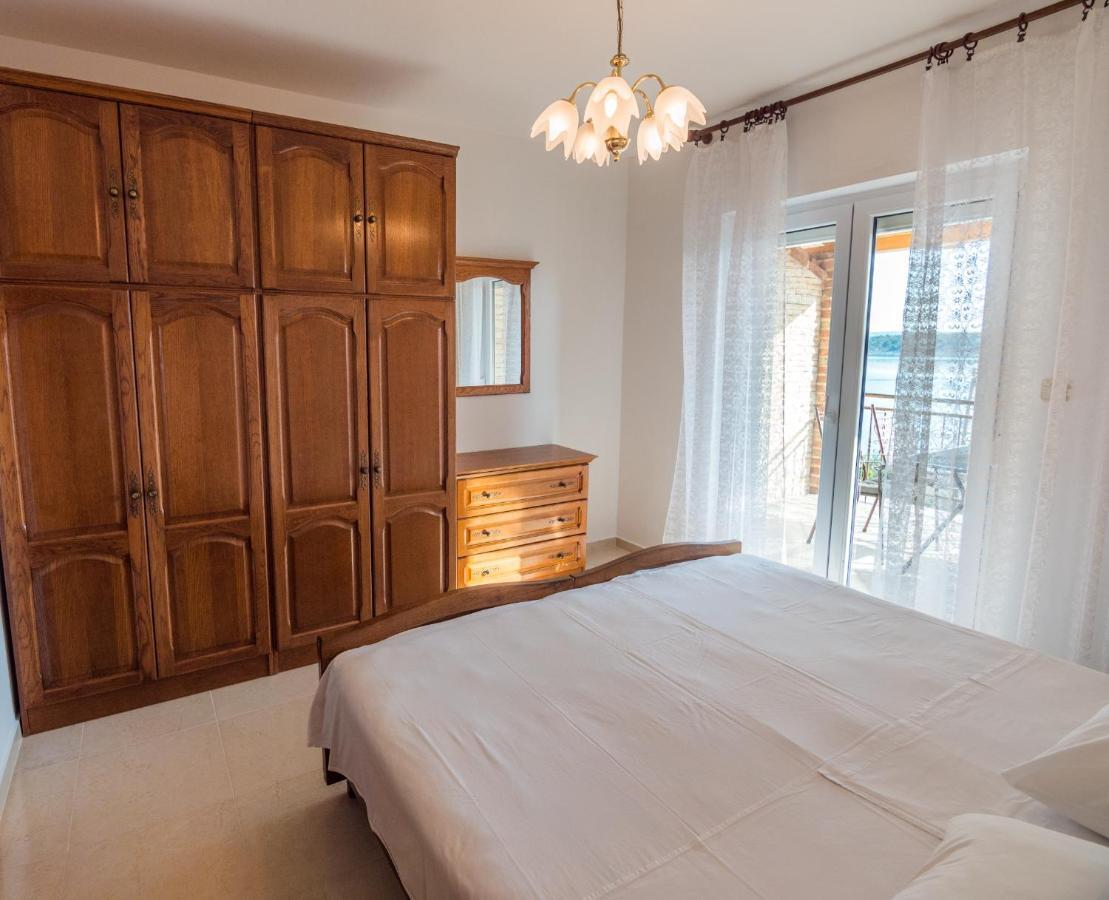 Apartments Anita 1 Barbat na Rabu Екстериор снимка