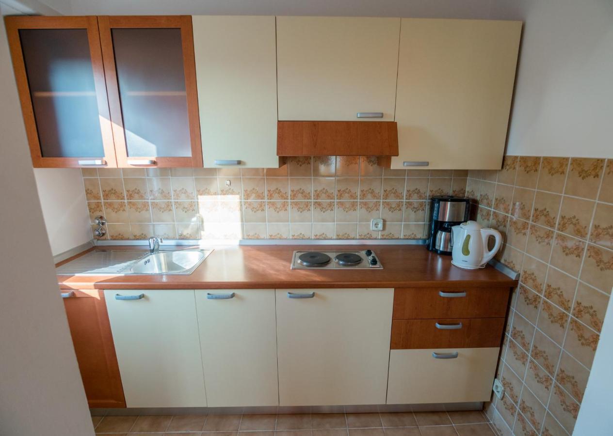 Apartments Anita 1 Barbat na Rabu Екстериор снимка