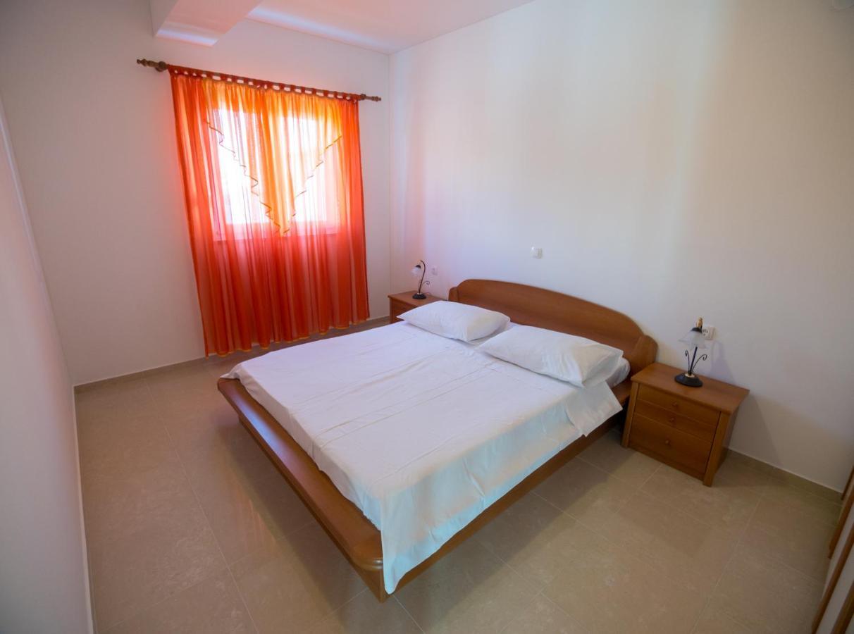 Apartments Anita 1 Barbat na Rabu Екстериор снимка